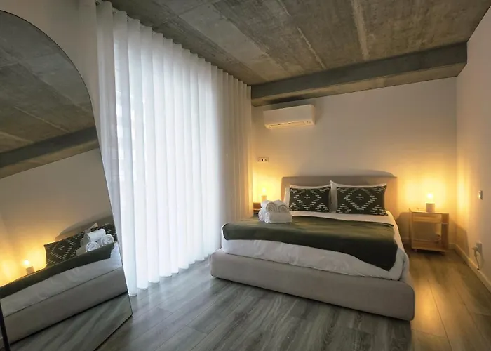 A Proa Do Moliceiro Gran Blanc - Family Friends *